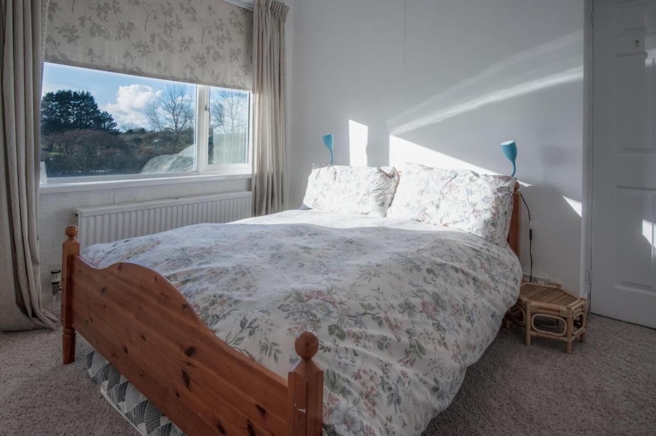 Maytree Cottage - 4 Bedroom Holiday Home - Tenby Bagian luar foto